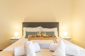 3 bedrooms, iron/ironing board, travel crib, free WiFi