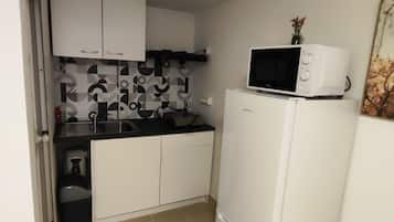 Microwave, oven, stovetop