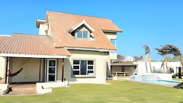 Chalet | Exterior