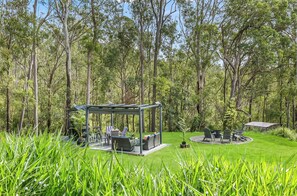 Property grounds - Stylish, Scenic Rural Retreat, foothills of Mt Mee in Queenlsand, Australia (Moorina)