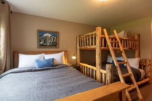 2 habitaciones, cuna de viaje, wifi gratis y ropa de cama 