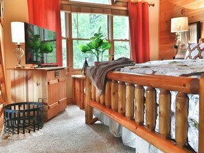 3 soverom, strykejern/-brett, reiseseng for barn og wi-fi (inkludert)