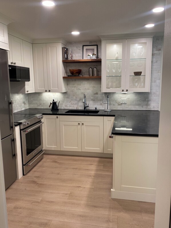 Microwave, oven, stovetop, dishwasher