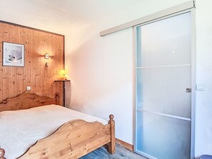 1 bedroom, Internet - Les Chaudes Almes by Interhome (Tignes)