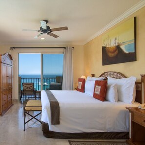 2 bedrooms, in-room safe, desk, iron/ironing board