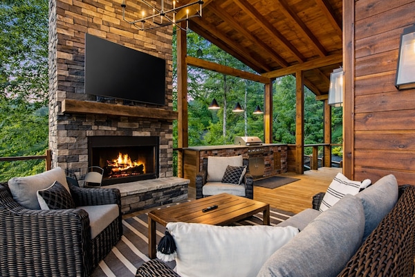 The heart of summer nights: grill, chill, and soak in the view.