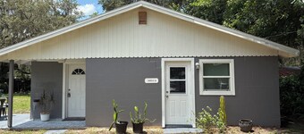 Charming 1-bedroom cottage pet/kid friendly