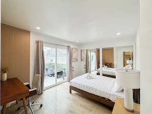 1 habitación, tabla de planchar con plancha, wifi gratis y ropa de cama