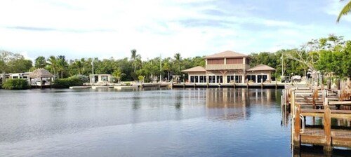 146 RV Vacation Rental n Key Largo Kampground, FL