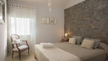 Comfort Apartment, Balcony, Garden View | In-room safe, blackout curtains, free WiFi