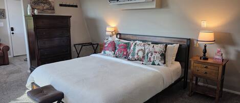 1 bedroom, iron/ironing board, travel cot, free WiFi