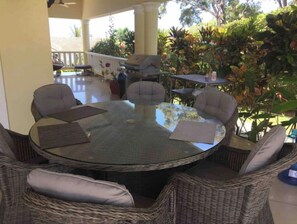 Outdoor dining