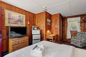 1 chambre, bureau, Wi-Fi, draps fournis