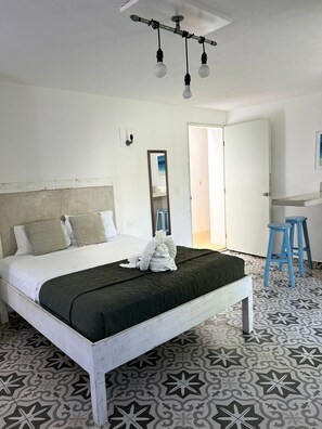 1 slaapkamer, een strijkplank/strijkijzer, wifi, beddengoed