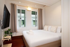 2 slaapkamers, een bureau, wifi