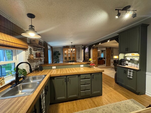 Microwave, oven, stovetop, dishwasher