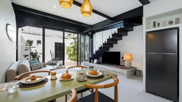 Smart TV 40 pulgadas con canales de televisión por cable, Netflix