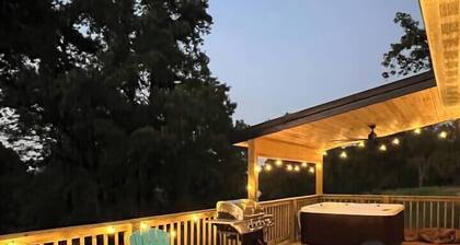 "Pike's Place" Brand New Cabin in Daisy Ark.