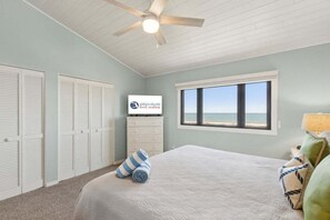 2 bedrooms, iron/ironing board, free WiFi, bed sheets - 709 Sailmaker ~ Sail Loft (Fernandina Beach)