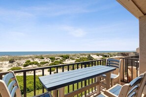 Property grounds - 709 Sailmaker ~ Sail Loft (Fernandina Beach)