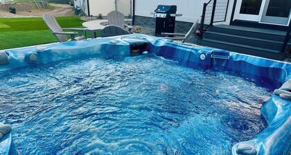 Hier Hideaway -Hot Tub - Fire Pit - King Beds - Peaceful Surrounded by Nature