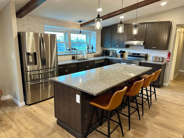 Microwave, oven, stovetop, dishwasher