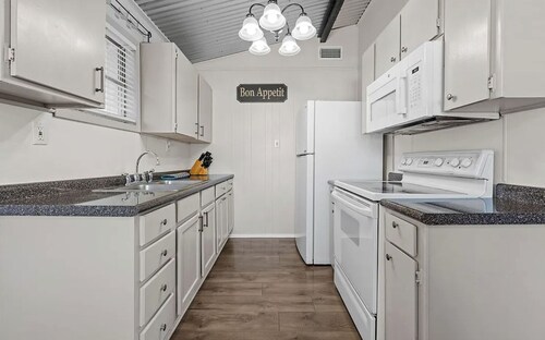 Charming Lake Whitney Retreat—Family Getaway or Fishing Trip Near Waco & Clifton