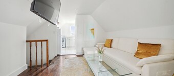 Elegant Hideaway • Free Parking