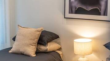 3 bedrooms, desk, iron/ironing board, travel cot