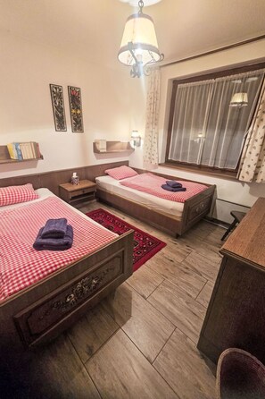 3 bedrooms, Internet