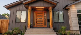 Modern Oasis, Near UO Campus!