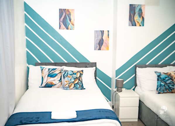 3 bedrooms, iron/ironing board, free WiFi, wheelchair access