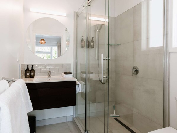 Shower, eco-friendly toiletries, hair dryer