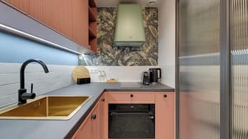 Comfort Studio, Balcony | Private kitchen