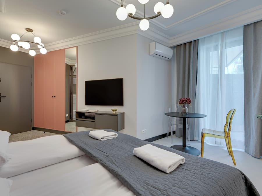 Comfort Studio, Balcony | Iron/ironing board, free WiFi