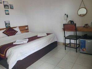 Basic dubbelrum - utsikt mot staden | Ljudisolering och gratis wi-fi