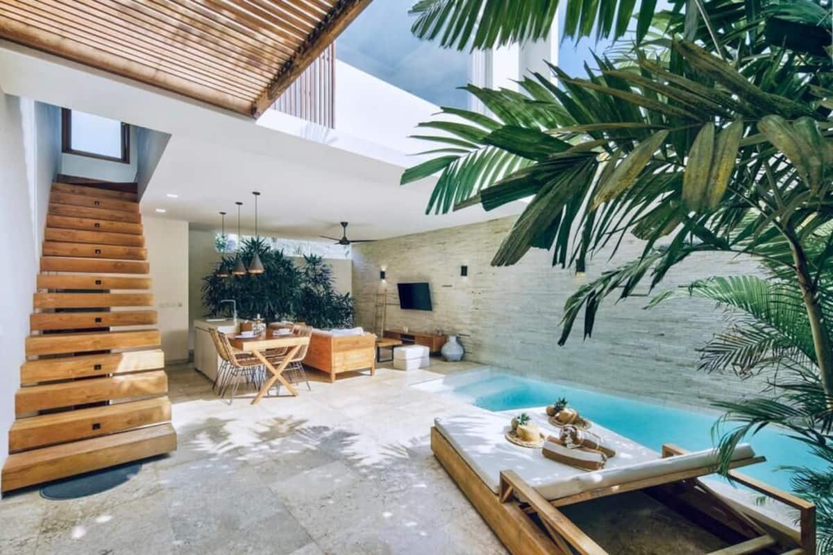 Villa, Patio | Minibar, in-room safe, laptop workspace, cribs/infant beds