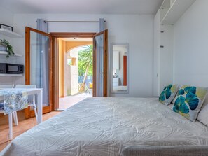 1 bedroom