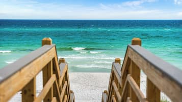 Beach nearby, sun loungers, beach towels