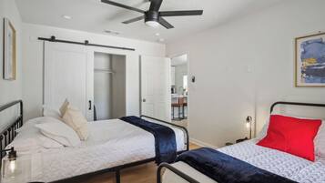 Casa (3 Bedrooms) | 3 dormitorios y espacio para trabajar con un portátil