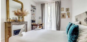 2 chambres, fer et planche à repasser, Wi-Fi, literie fournie