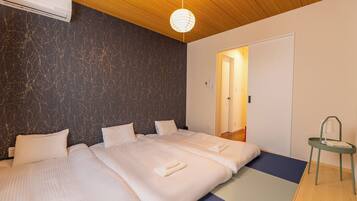 Elite Villa | Blackout drapes, iron/ironing board, free WiFi, bed sheets