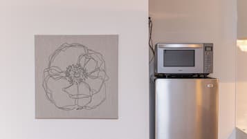 Elite Villa | Private kitchen | Fridge, dishwasher, rice cooker, griddle