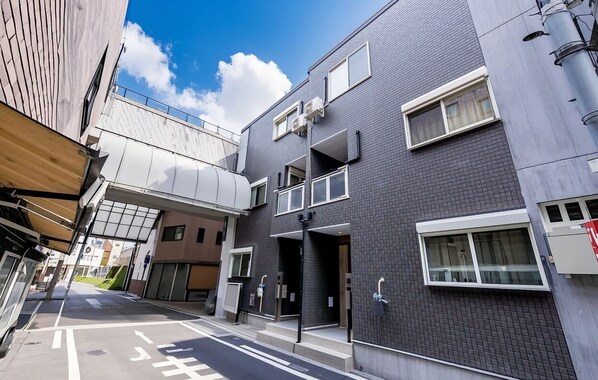 Exterior - es Maison Kasuga  (Osaka)