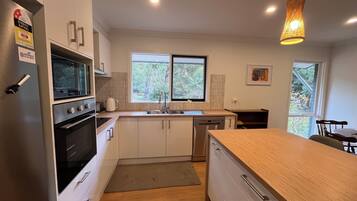 Microwave, oven, stovetop, dishwasher