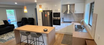 Moonlight - Charming retreat | 10 mins from Hepburn Springs Spa | Fireplace