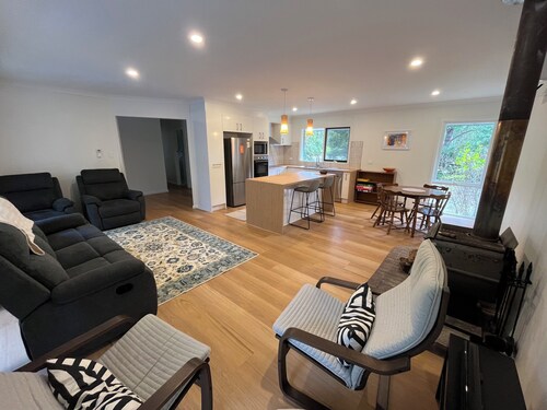 Moonlight - Charming retreat | 10 mins from Hepburn Springs Spa | Fireplace