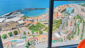 Apartamento família, 2 quartos, para não fumantes, vista para o mar | Vista para praia/oceano