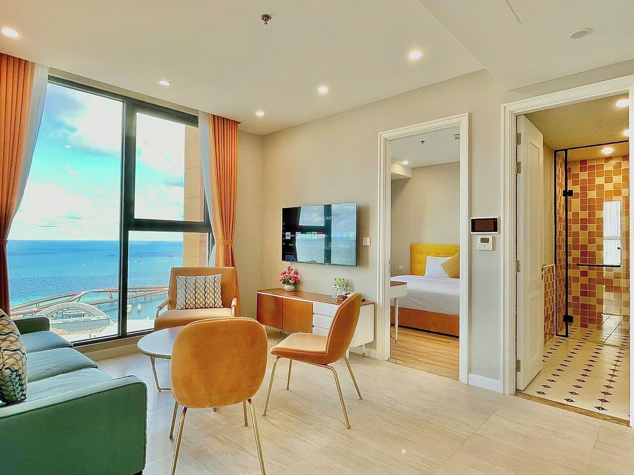 Deluxe Apartment, 2 Bedrooms, Sea View | Living area | 32-inch Smart TV with digital channels