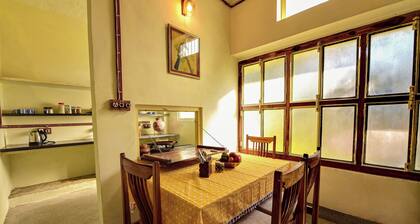 Villa 9 Para – Spacious 2BHK Garden Retreat Family-Friendly Stay - 6 Pax